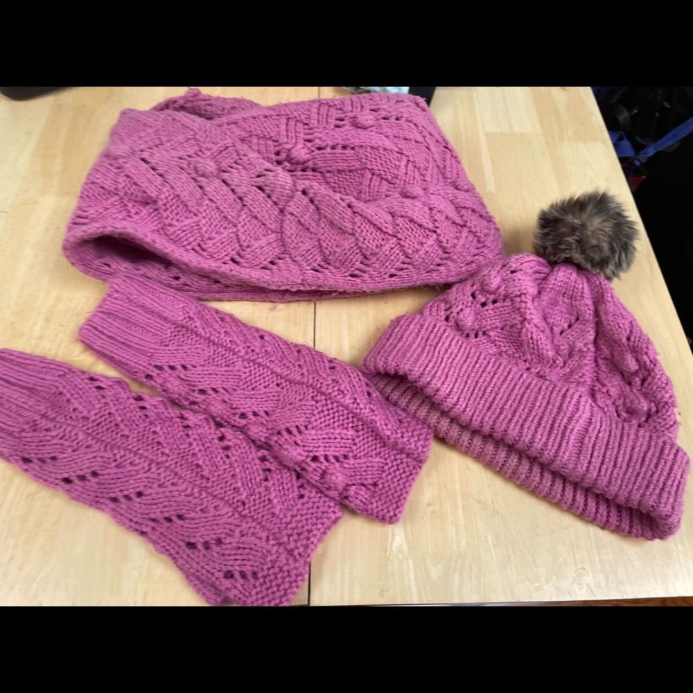 Pink Gap Winter Set- Circle Scarf, Hat & Mittens
